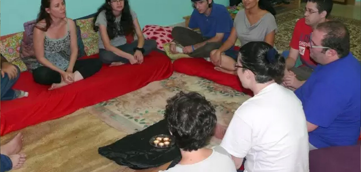 קרוסלה-רונית מספרת 4